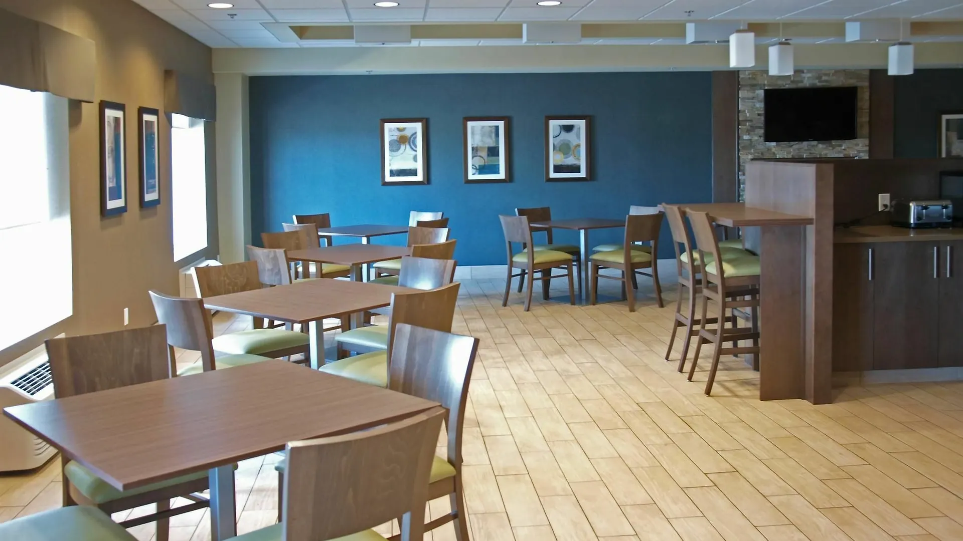 Hotel Best Western Plus Winnipeg West Headingley